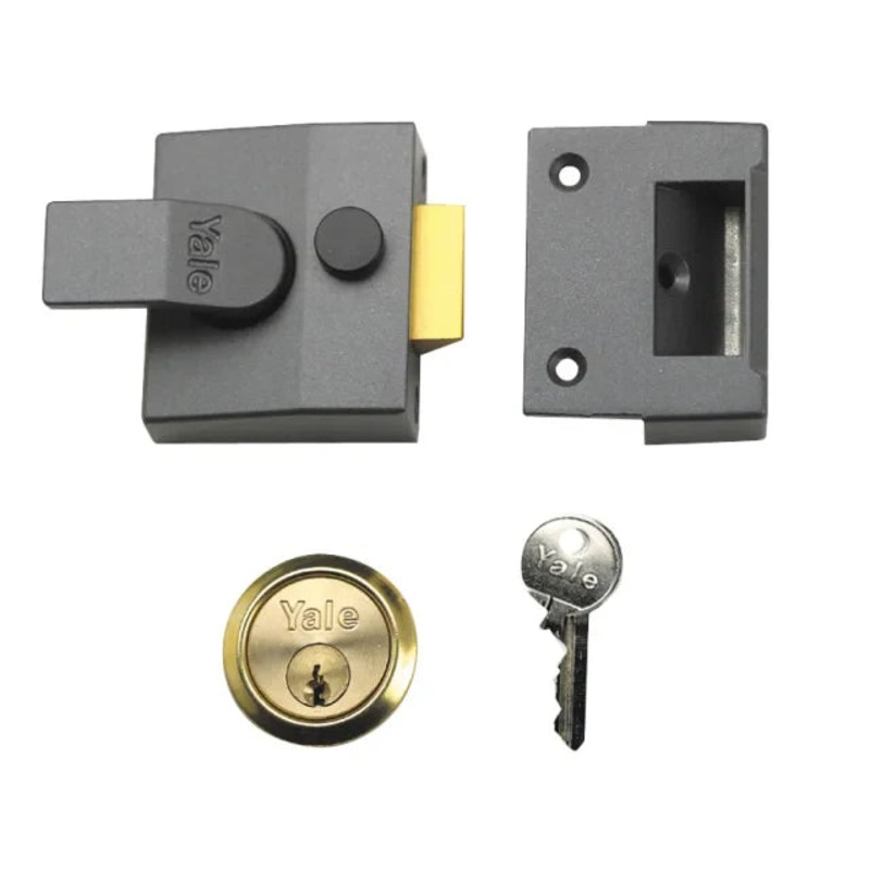 Yale Locks P85 Deadlocking Nightlatch 40mm Backset Chrome Finish Visi