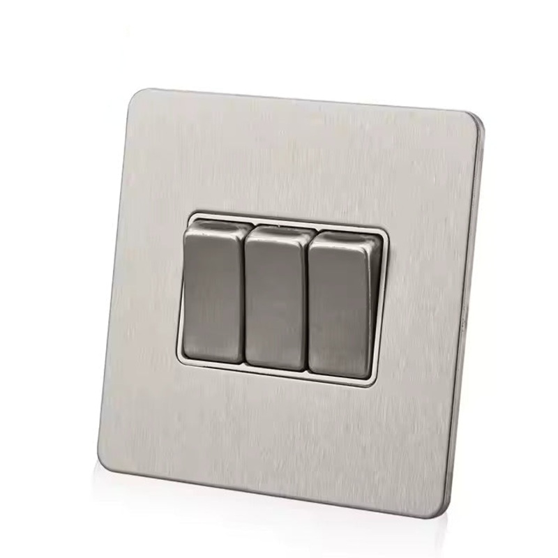 TROPICAL SWITCH 3 GANG 2 WAY CNM206Y